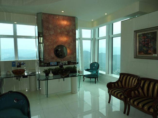 ここはなんでしょう？<br /><br /><br /><br /><br /><br />トイレです！