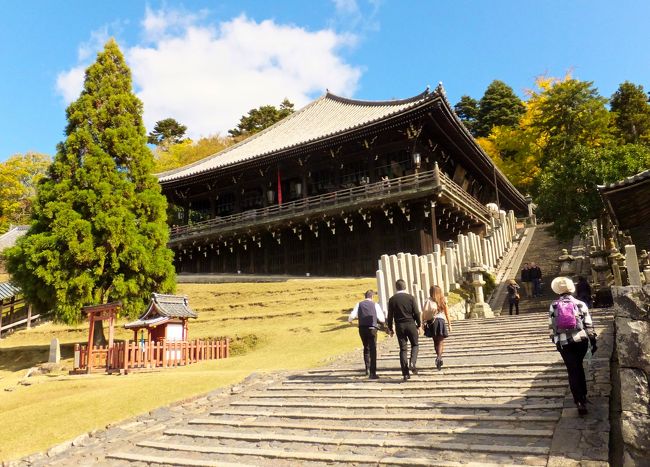 東大寺二月堂<br /><br />またまた階段だ