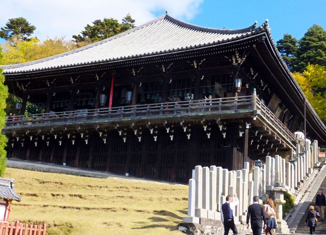 アップで東大寺二月堂