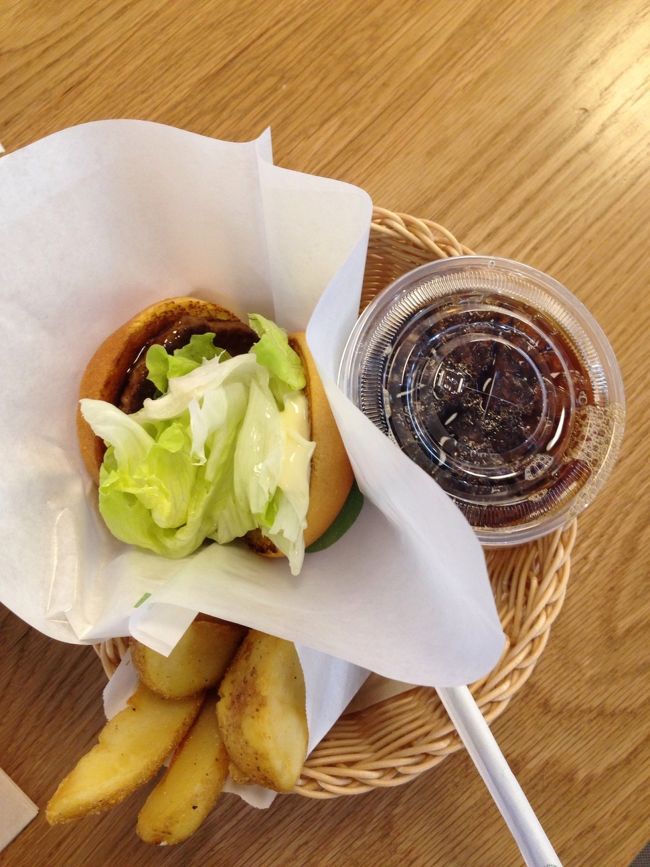 フードコートは思ったより充実。