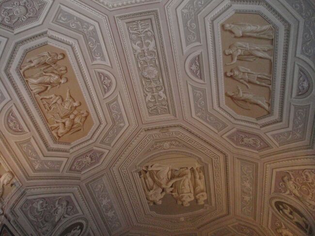 これは絵画ですよ。