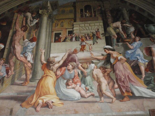 ラファエロ1514　「ボルゴの火災」　ラファエロの間<br />＊「ボルゴの火災」は「教皇の書 (羅: Liber Pontificalis)」に記されているレオ4世による奇跡を描いた絵画である。カトリック教会によると、847年にローマの一地方であるボルゴで起こった火災を、レオ4世が祝福 (benediction) により鎮火したとされている。