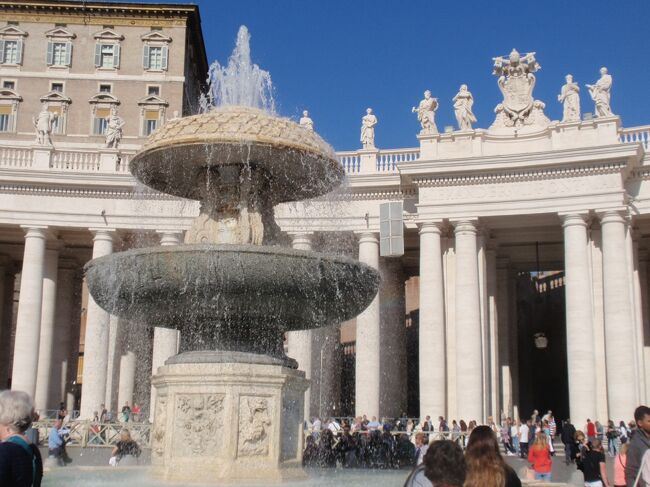 外は、サンピエトロ広場です