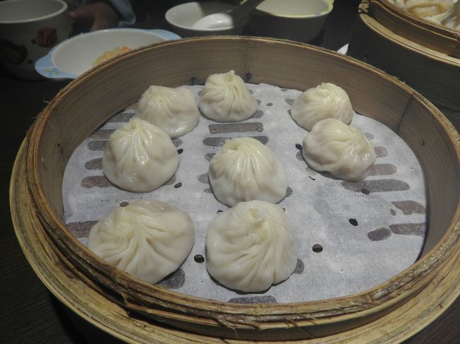 美味しいに決まってるショーロンポー様。<br />６歳の娘は１２個食べました。たいそう気に入ったらしい♪