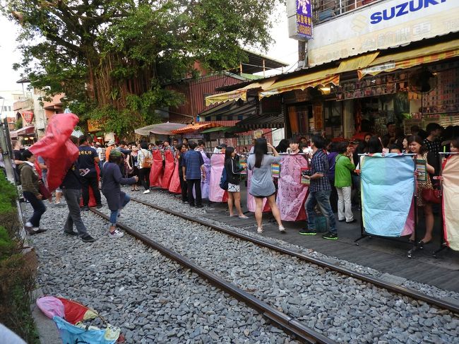 最後は線路でランタンを飛ばす！
