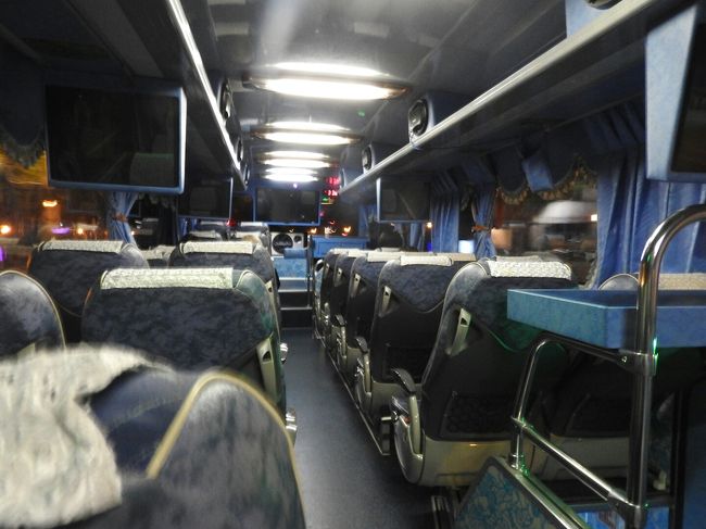 ４〜５つくらいホテルを回って、満車になった。