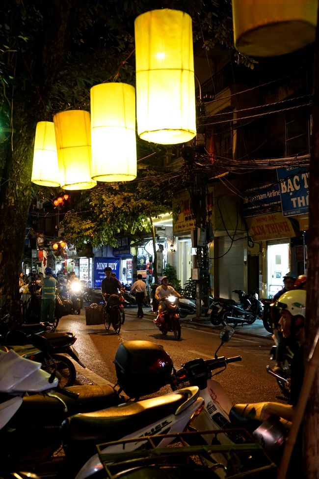 ベトナムコーヒーを買おうと思ったが<br />ハノイは結構高いのよね<br />