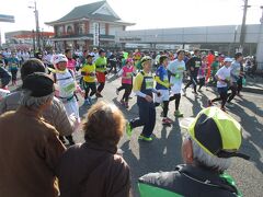奈良マラソン2015
平城宮跡前