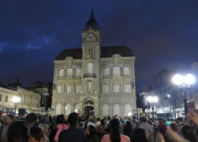 正面？<br /><br />どっちが正面なのかは判りません