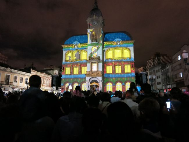 物語が始まります。