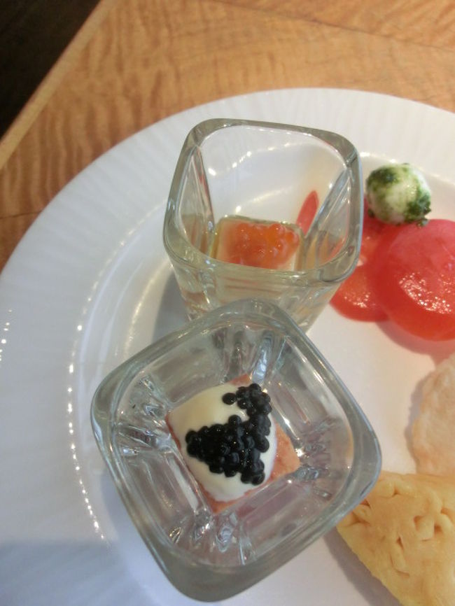 キャビアとか、美味しかった。