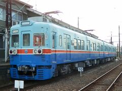 2015.12.20　北熊本
全く予期していなかったのだが、予備車の２００系が運用に入っていて、しかもこれから乗る列車だった。