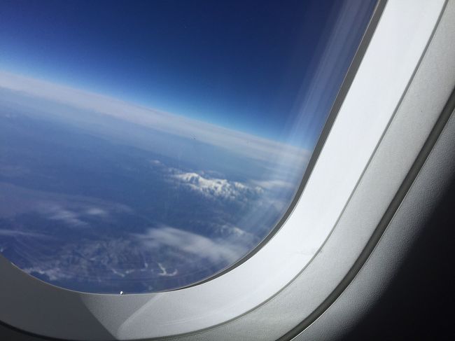 窓側の席から。