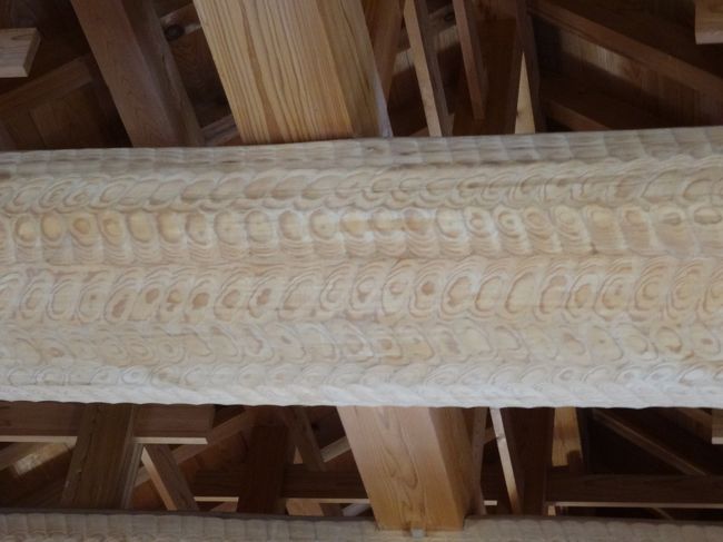 太い梁の模様がとっても綺麗