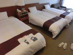 今回の宿の到着しました。
グリーンピア南阿蘇です。
部屋がトリプルでした