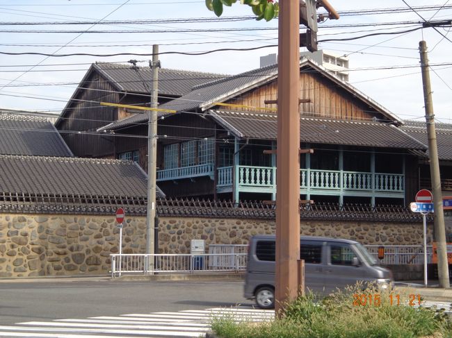 クルーズ乗り場へ向かう途中に復元された出島がありました。