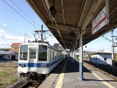 太田駅に戻り、ふたたび電車に乗って世良田駅に向かいます。