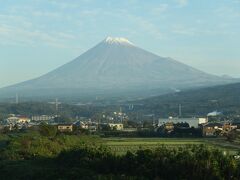 お決まりの富士山