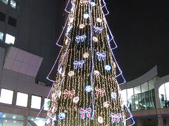 ●ドイツクリスマスマーケット大阪2015＠新梅田シティ

ここのツリーは今年もでかい！