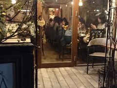 さて今夜のお食事を予約した路地裏イタリアン
CUCINA ITALIANA ARIA