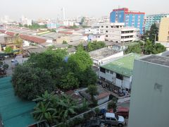 １２/２３（水）　今朝もいい天気で、いい目覚めです！。

何もすることも無く、毎日をぶらぶらするのは実に好いですね！。
やはり一人が一番のリフレッシュです！、だから一人旅はやめられないのです。

７時過ぎにチェックアウトして、空港へ向かいます。しかし、この後アクシデントが待っているとはね？…、それも旅の楽しみです？…。