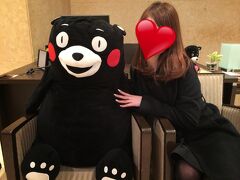 おはようございます。
三井ガーデンホテルくまもとにはくまモンのぬいぐるみが至る所に。
朝ごはんもいただいて、8時前に出発です。