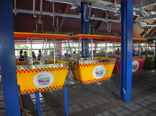 園内のロープウェイです。