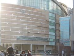 ミューザ川崎シンフォニーホール
JR川崎駅の構内からつながっているので便利です。
昨年もミューザ川崎でした。