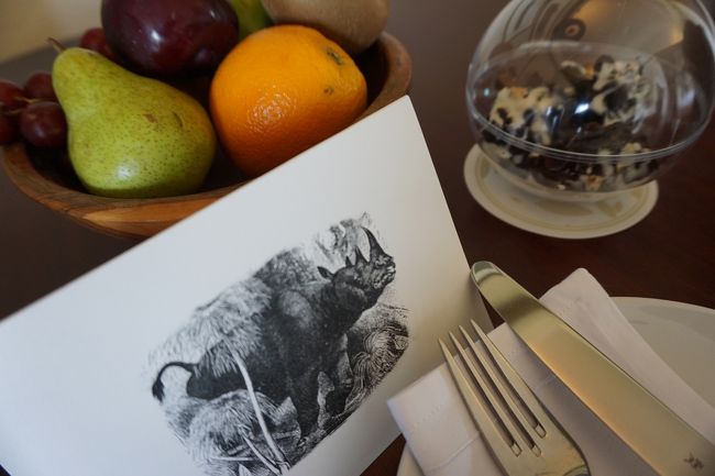 ウェルカムフルーツ。マネージャーからのメッセージカード。