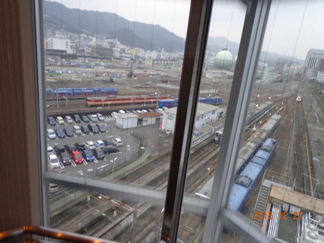 アミュプラザをぶらぶらした後に，ホテルに戻ります。<br /><br />ホテルのエレベーターからの眺め。