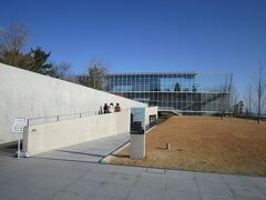 次は総湯に向かいます
時間がないので入りませんでしたがきれいな建物でした
日帰り温泉の方はこちらがいいでしょう♪