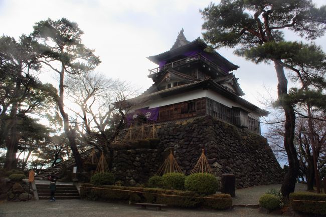 現存天守は全国で１２しかない。廃城令にも破却されずに残っている貴重な天守である。