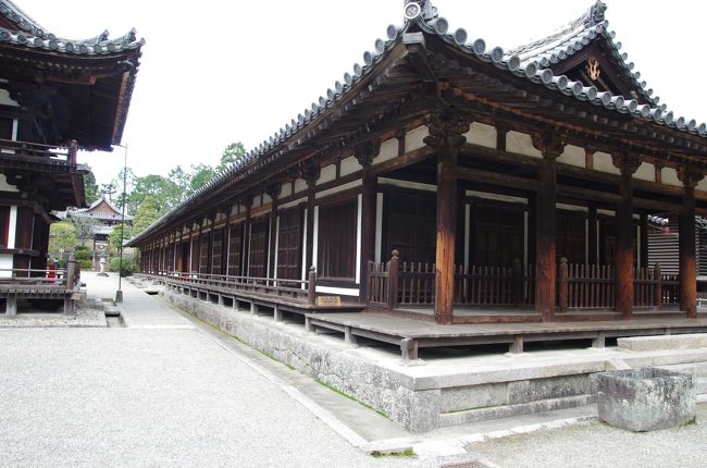 鼓楼の後の建物を見ていきます。