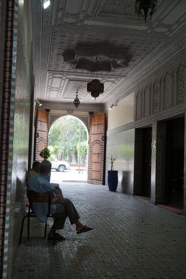 伝統工芸館の中。