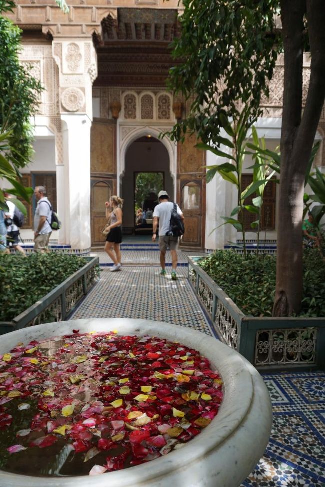 さすが宮殿。贅沢な造りですね。