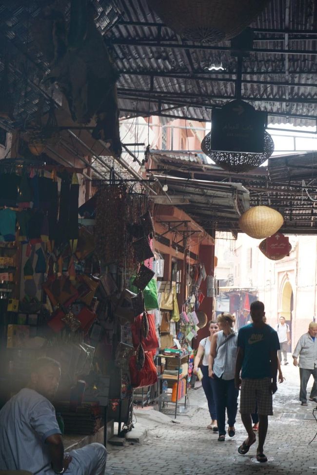 こんな感じのスーク。