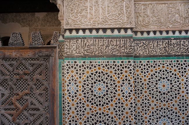 一人旅の日本人の方にお会いしました。また、前日のレストランでお見かけしたツアーの方もいらっしゃっていました。<br />