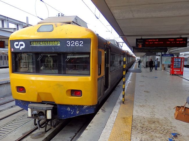 ベレンへは、カスカイス行きの電車に乗る。
