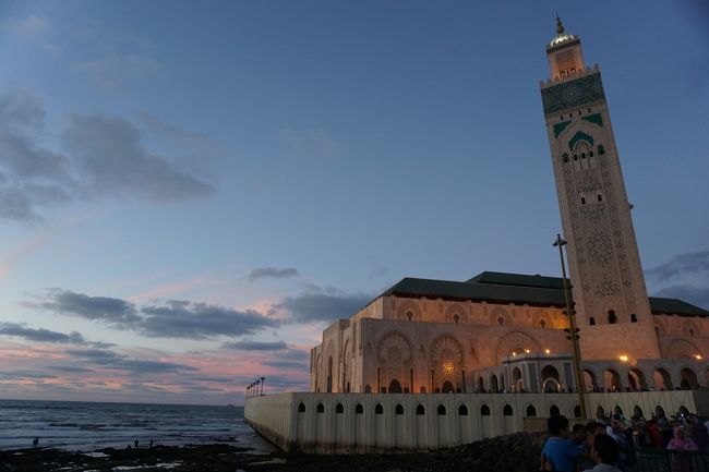 ハッサン2世モスク!!!大きい!!!広い!!!そして、シンプルな美しさ!!!