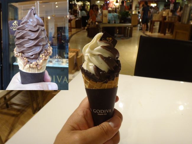 DFS内のゴディバで$6のアイス。<br />盛り付けが少ない。左上写真はアラモアナ内ゴディバの同じ値段のアイス。損した感じ。たまたまか？