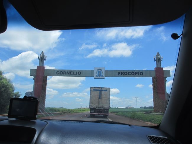 いつもマリンガーからロンドリーナ、アシスを抜けるのに対して<br />　今回はロンドリーナからオウリーニョスに直行させた<br />　　甥っ子は大反抗したけど、決めたら絶対に行かせるから<br />　　　黙って言う通りにしろ！、でなければ、ここで降りろ！<br /><br />