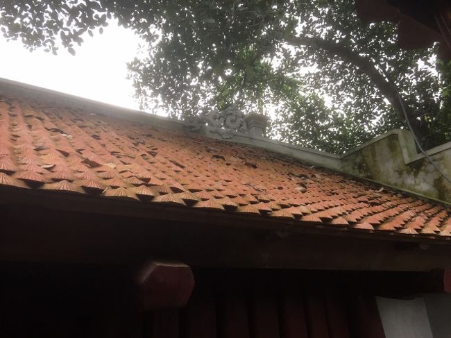 瓦の形が特徴的。