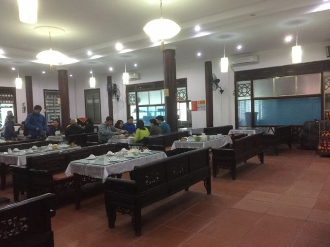 中はこんな感じです。