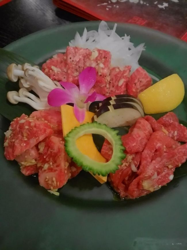 石垣牛の盛り合わせです。うまそー！