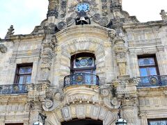 Palacio de Gobierno　ハリスコ州庁舎

グアダラハラはハリスコ州の州都である。
ハリスコ州のハリスコは砂地を意味している。