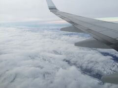 2月15日（日）雲海の中を一路、アラスカへ