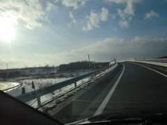 羽田（11:30発）
新千歳（13:05着）

とうとう北海道に帰って来ました。