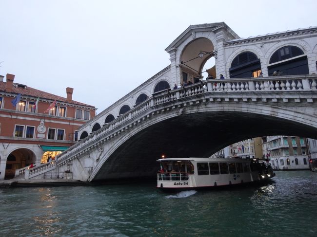 リアルト橋 ベネチア イタリア の旅行記 ブログ By 川上さん フォートラベル