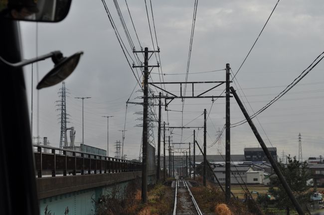 　隣の道路は、国道415号です。