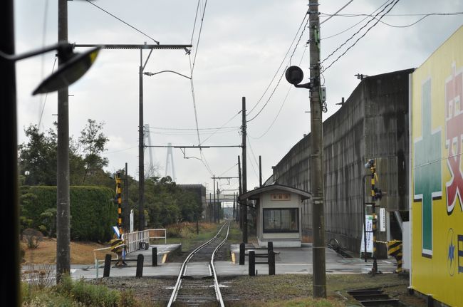　次は東新湊駅です。